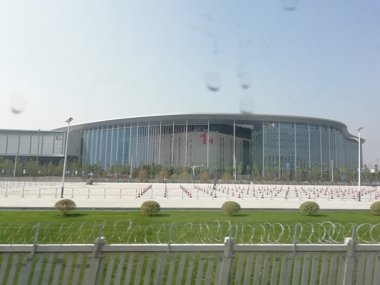The 1H exhibition area of the National Exhibition and Convention Center (Shanghai), the venue of the China International Import Expo (file photo, 2018).